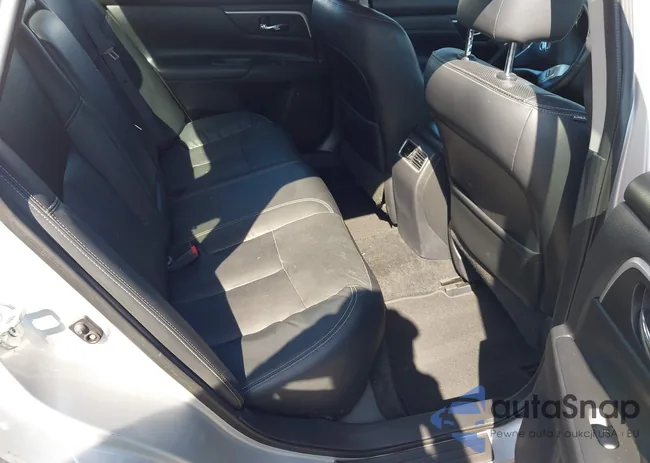 1N4AL3AP8JC194887: 42540934