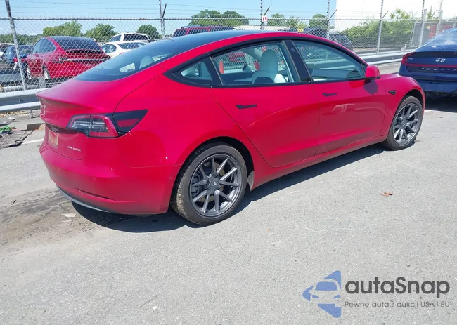 5YJ3E1EB8NF199712: 42541059