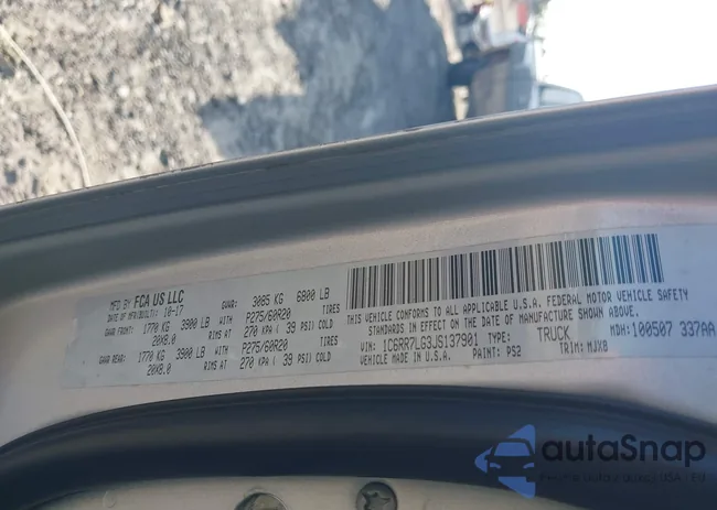 1C6RR7LG3JS137901: 42541095