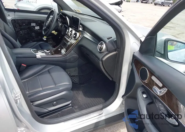 WDC0G4KB9HF165579: 42541626