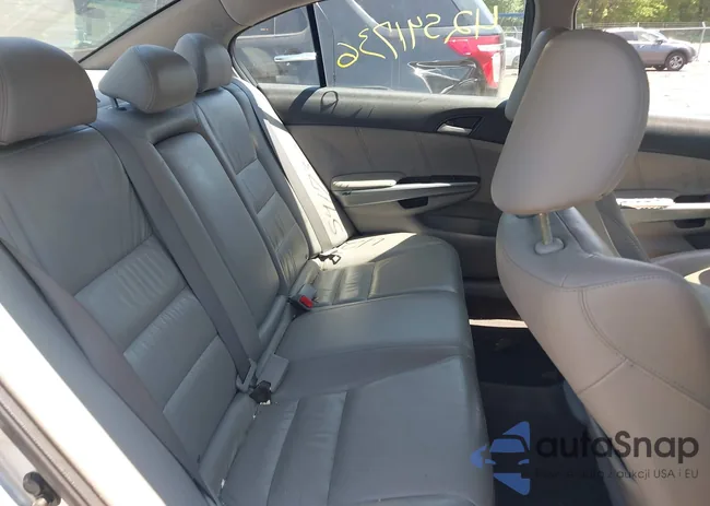 1HGCP2F80AA059094: 42541736