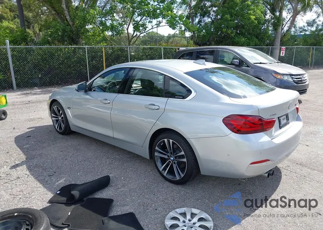 WBA4J3C07LBL11698: 42541885