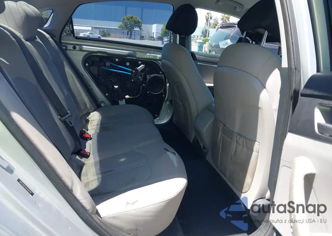 5NPE24AF2GH266109: 42542008