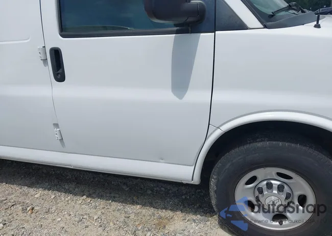 1GCWGFCF4F1157834: 42541371