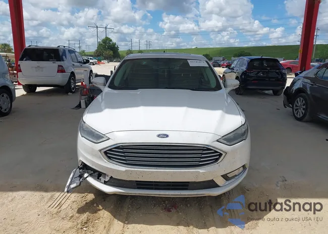 3FA6P0D93JR132255: 42541474