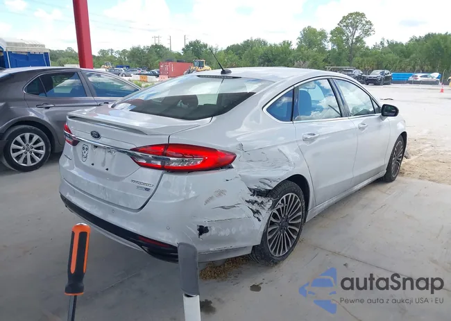 3FA6P0D93JR132255: 42541474