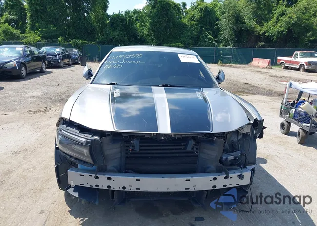 2C3CDXCT1HH510319: 42542575