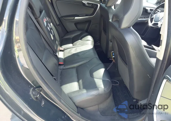 YV4902DZ5D2370587: 42542794