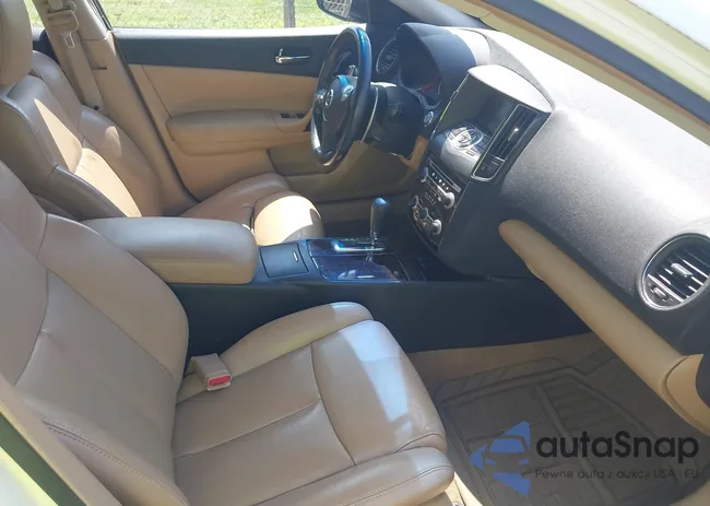 1N4AA5AP3AC830469: 42542838