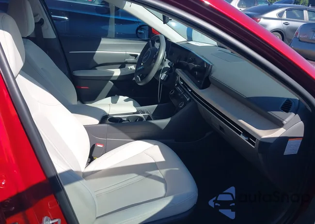 KMHL34JJ7RA099678: 42542959