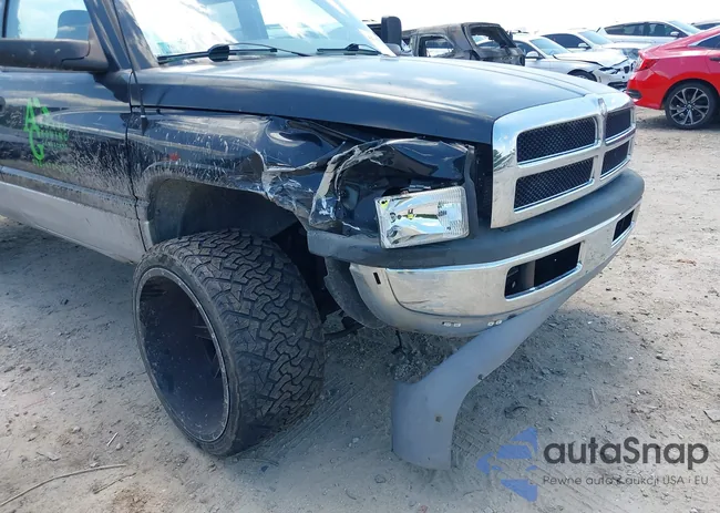 3B7KF23W4TM174495: 42543073