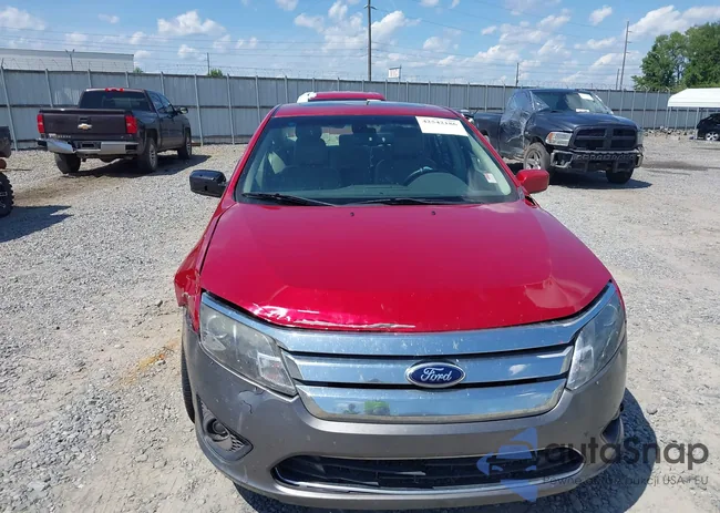 3FAHP0JA2BR138931: 42542186