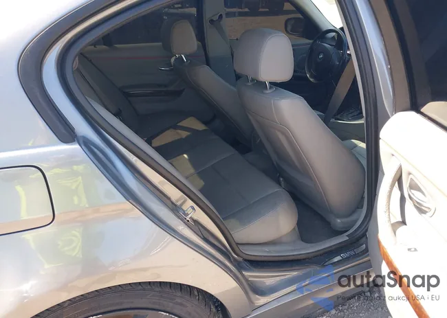 WBAPH7C54AE130372: 42542282