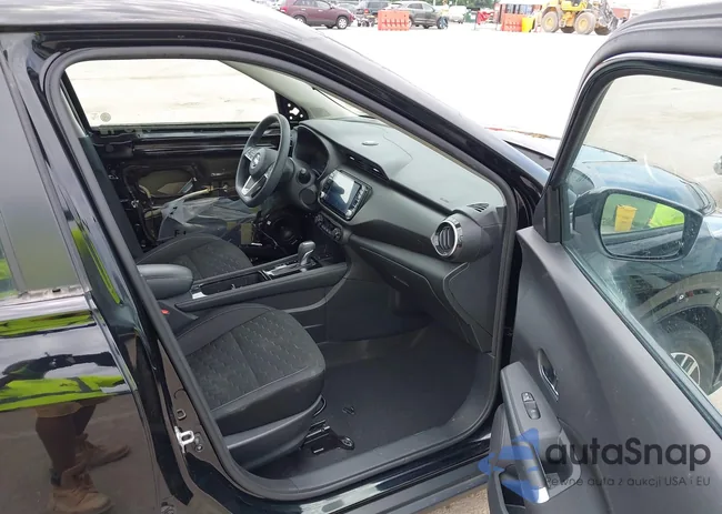 3N1CP5CV5ML545118: 42543680