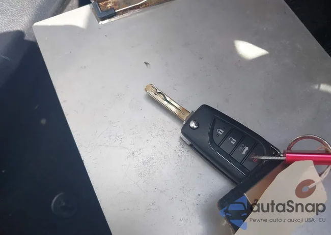 4T1G11AK9NU678078: 42543810