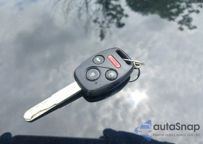 1HGCP368X8A024336: 42543257