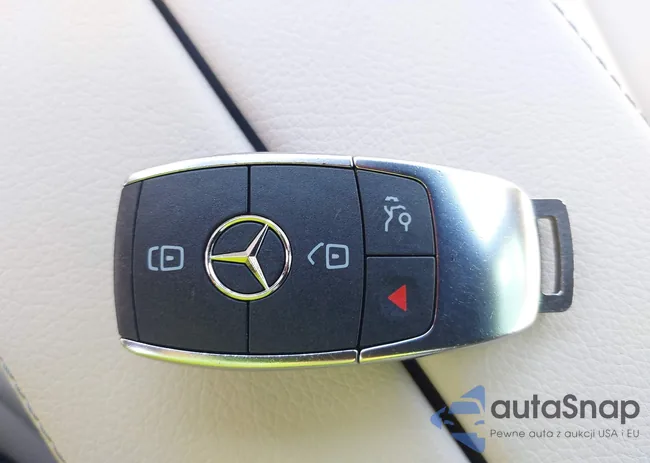 W1N4M4GBXRW380231: 42544688