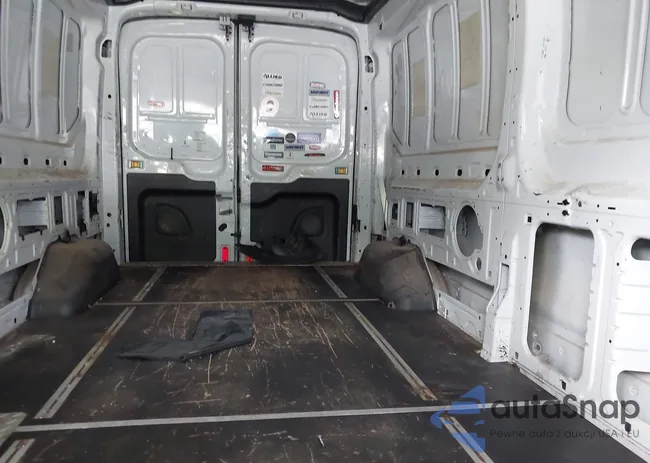 1FTYR2CG7GKA81977: 42544746