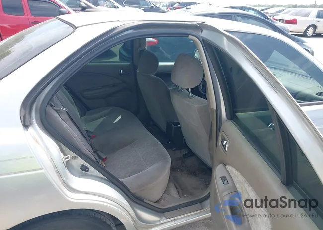 3N1CB51D73L818597: 42544891