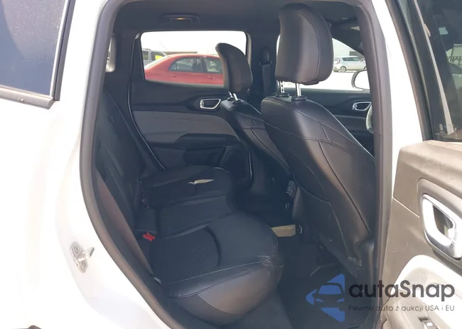 3C4NJDBN7ST516087: 42544207