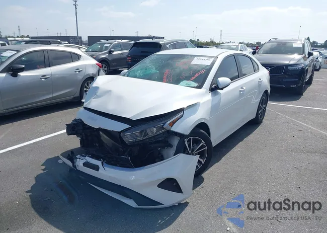 3KPF24AD5PE538546: 42544286