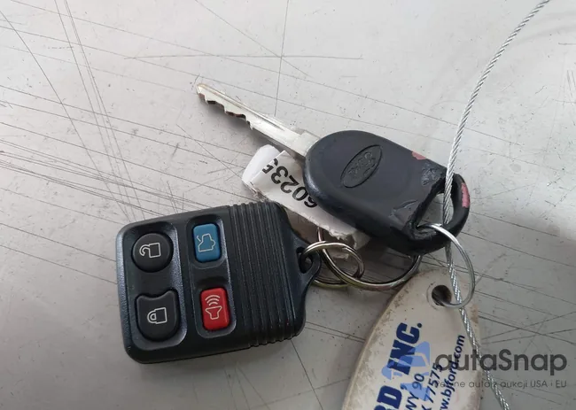 1FAHP3HN7BW204932: 42544288