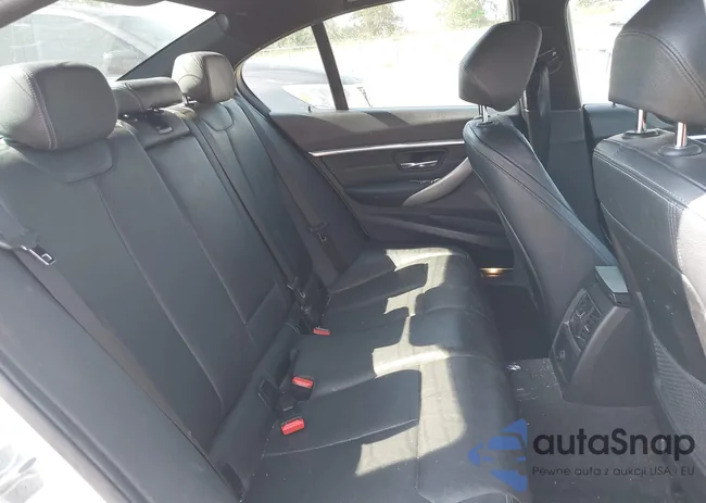 WBA8B7C5XJA584557: 42545815