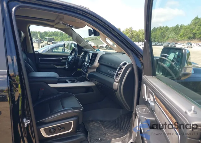 1C6SRFJT8LN308865: 42545859