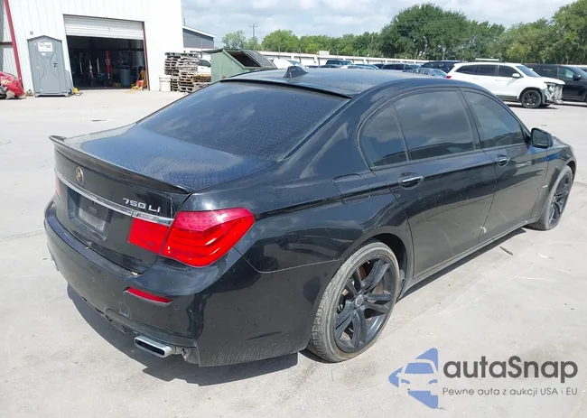 WBAKB8C55CC963940: 42545862