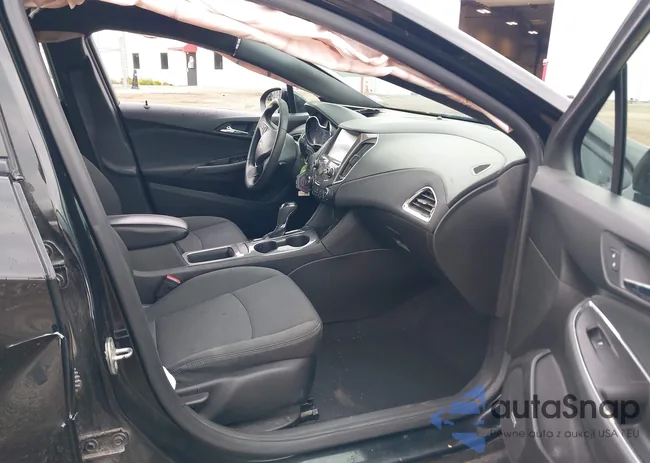 1G1BE5SM3J7166344: 42545871