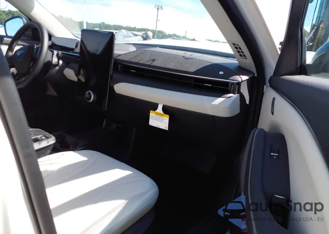 3FMTK3SU8RMA13965: 42545952