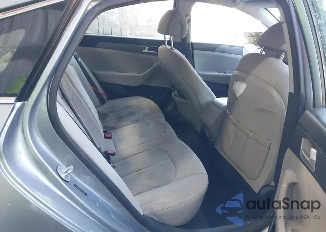 5NPE24AF0FH033831: 42545995