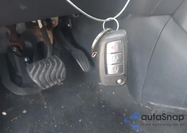 KNMAT2MV8HP551647: 42546095