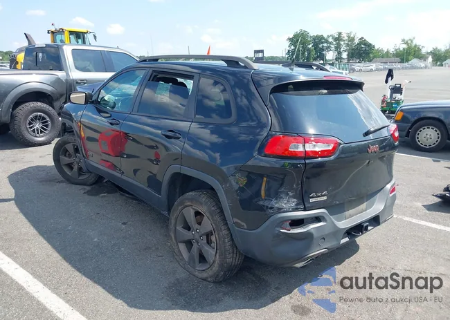 1C4PJMCS9GW285854: 42545278