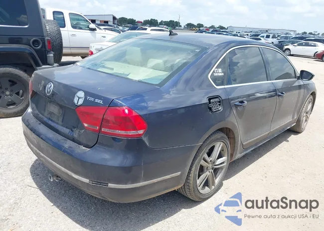 1VWCN7A34CC031865: 42545325