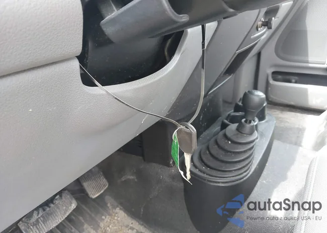 1FTRX14W05FB41582: 42545331