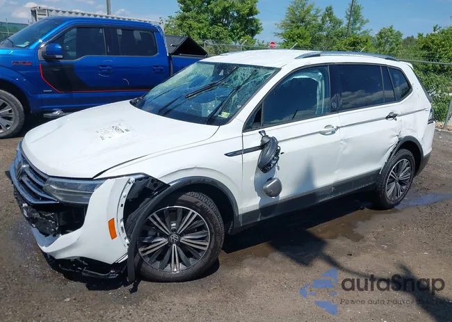 3VV5B7AX0RM230606: 42545377