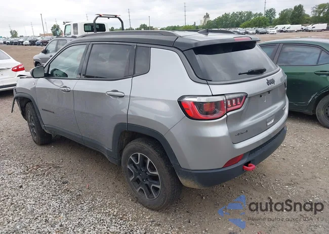 3C4NJDDB7KT671001: 42545535