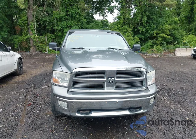 1D3HV18T69S800254: 42546649