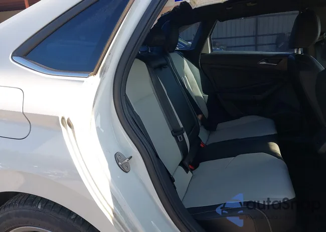 3VWC57BU7MM101740: 42546927