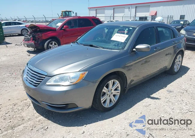 1C3CCBAB5DN761586: 42547110