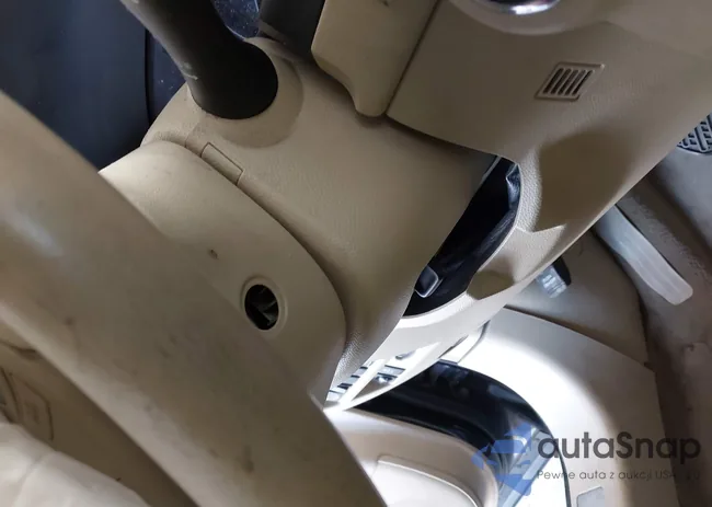 JN8CS1MU1HM143574: 42546397