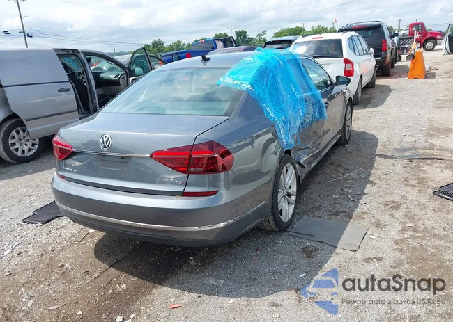 1VWGT7A32HC061803: 42546429