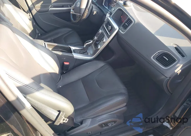 LYV402TK8JB157757: 42547707