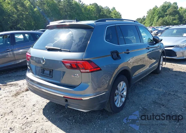 3VV2B7AX8JM088223: 42547747