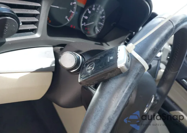 19UDE2F78GA017315: 42547837