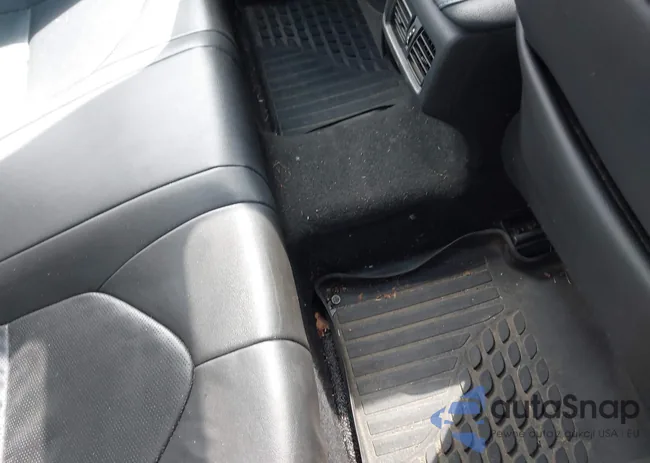 4T1B61HK2JU598066: 42547863