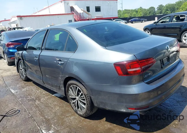 3VWDB7AJ1JM214647: 42548108