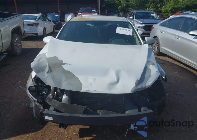 5NPD84LF0JH302880: 42547237