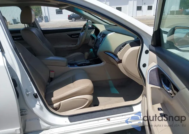 1N4AL3AP5DC285670: 42547515